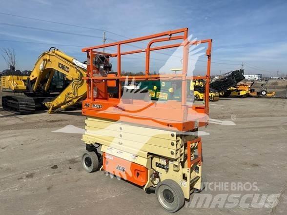JLG 2632ES Elevadores de tesoura