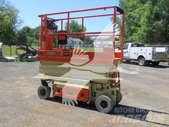 JLG 2632ES Elevadores de tesoura