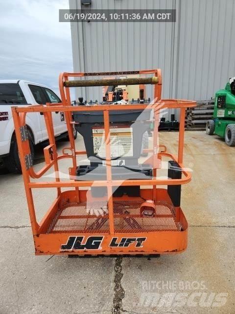 JLG E300AJP Elevadores braços articulados
