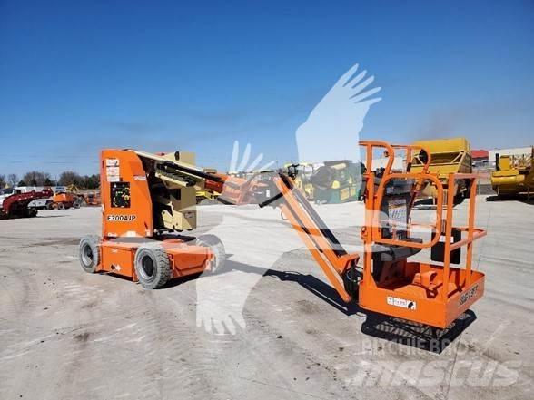 JLG E300AJP Elevadores braços articulados