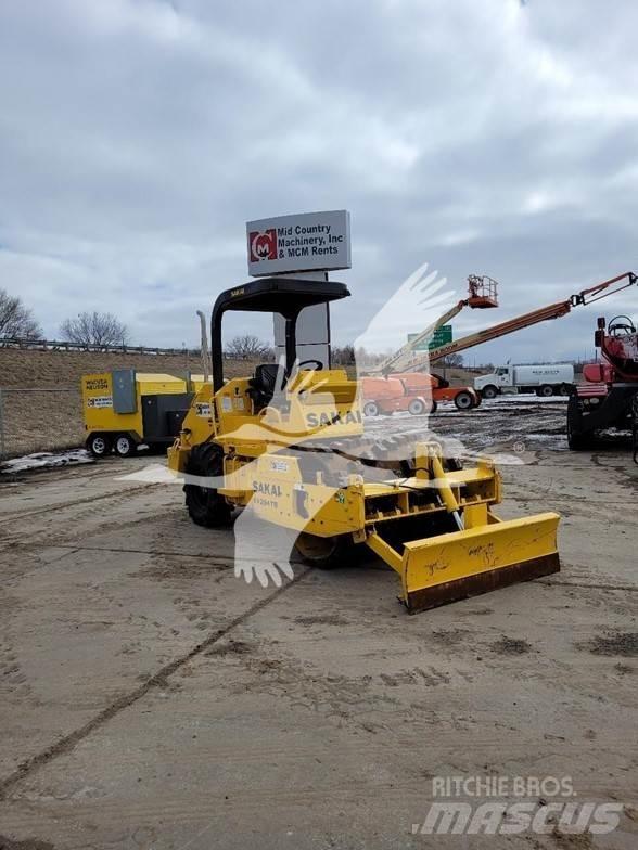Sakai SV204TB Cilindros Compactadores monocilíndricos