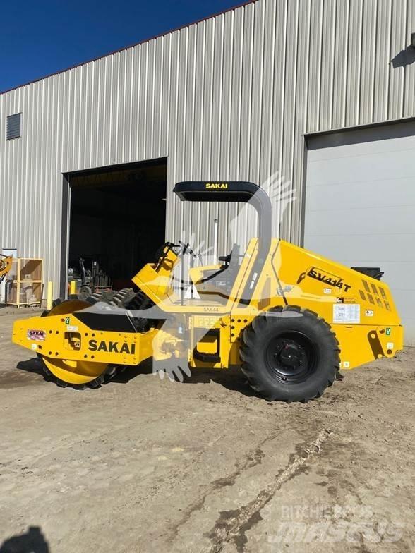 Sakai SV414T Cilindros Compactadores monocilíndricos