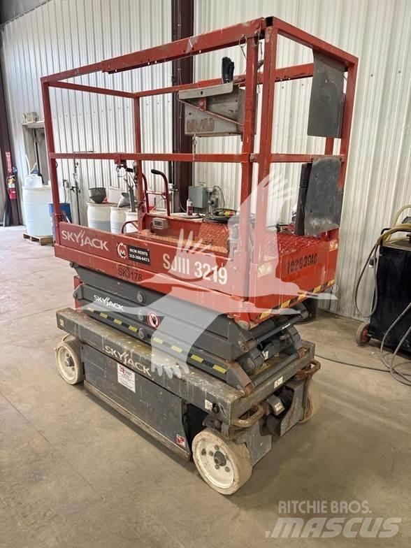 SkyJack SJ3219 Elevadores de tesoura