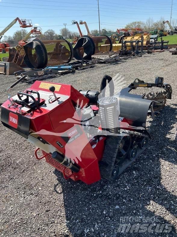 Toro TRX300 Abre-valas