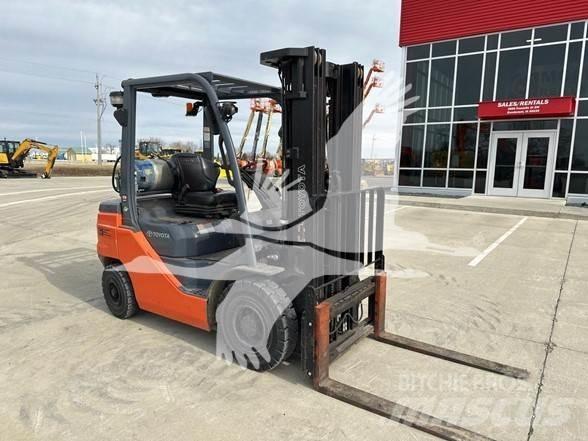 Toyota 8FGU25 Empilhadores Diesel