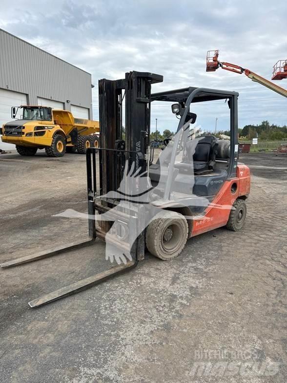 Toyota 8FGU25 Empilhadores Diesel