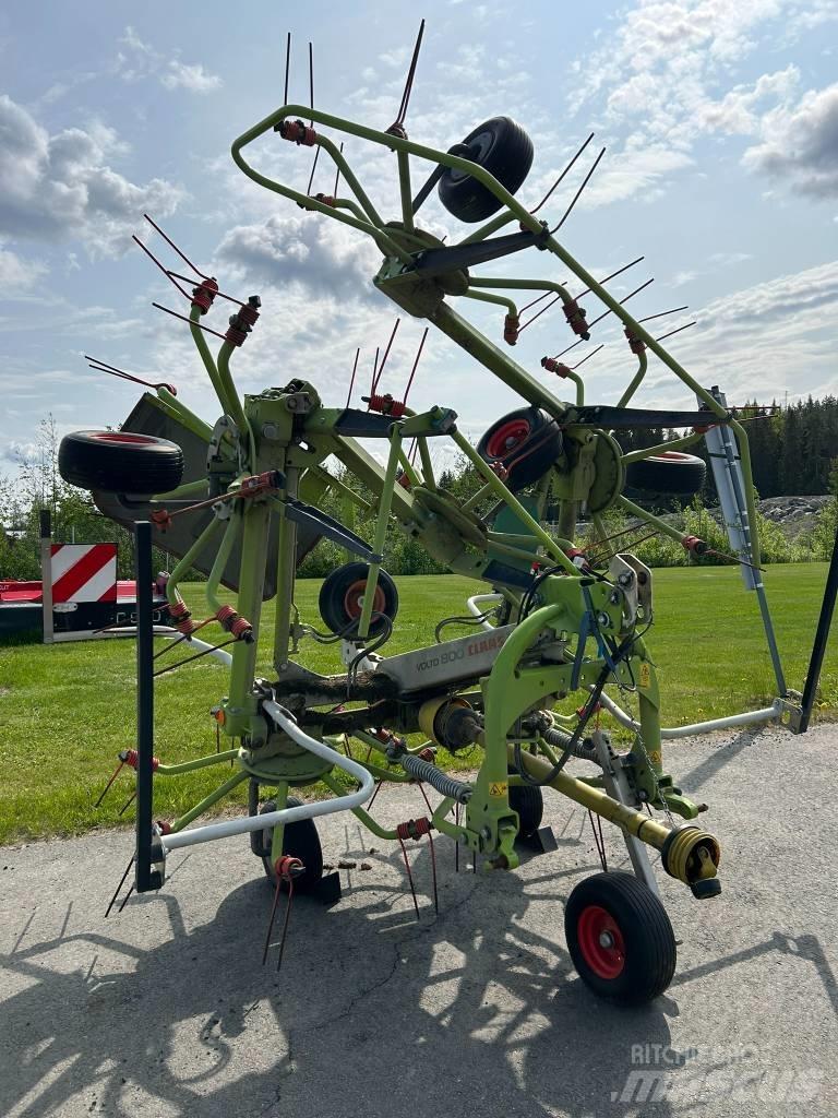 CLAAS Volto 800 Ancinho virador