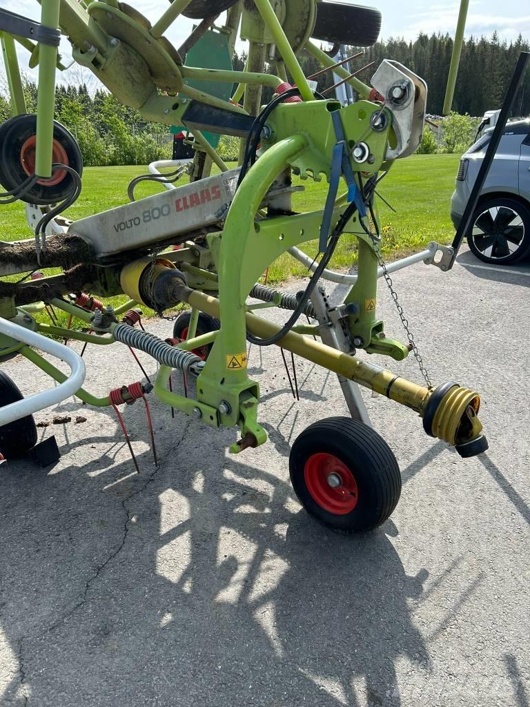 CLAAS Volto 800 Ancinho virador