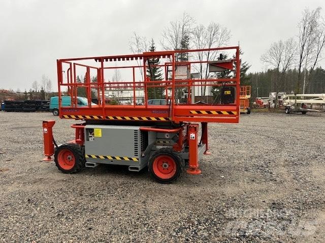 SkyJack SJ 6826 RT Elevadores de tesoura