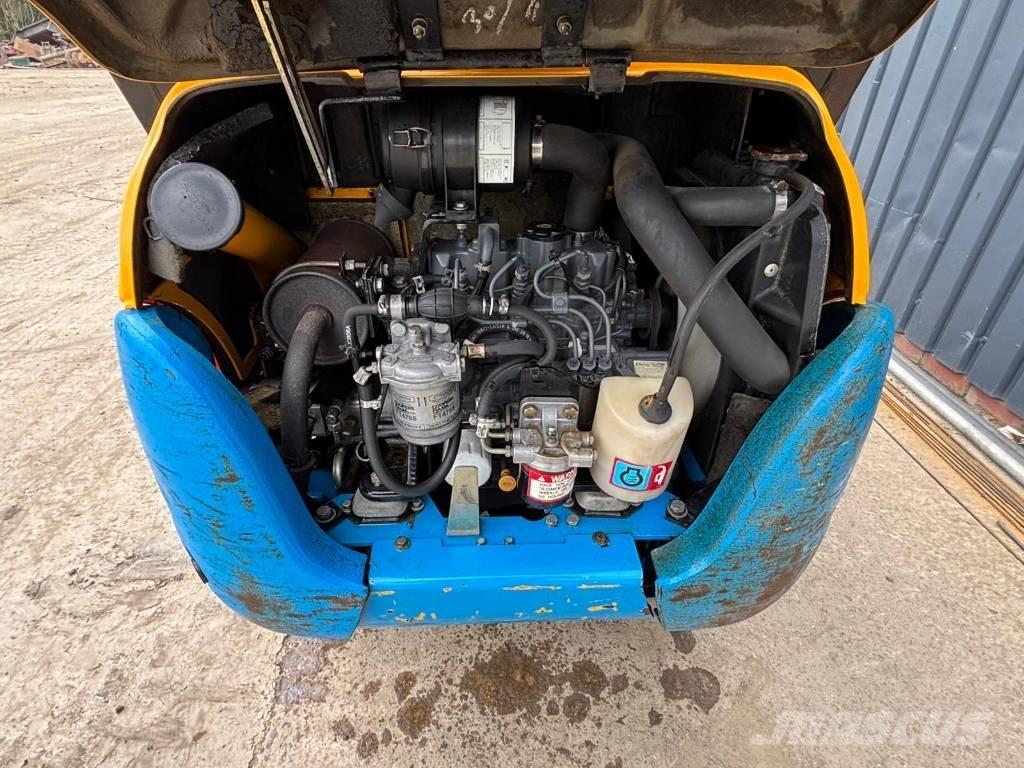 JCB 8015 Miniescavadeiras