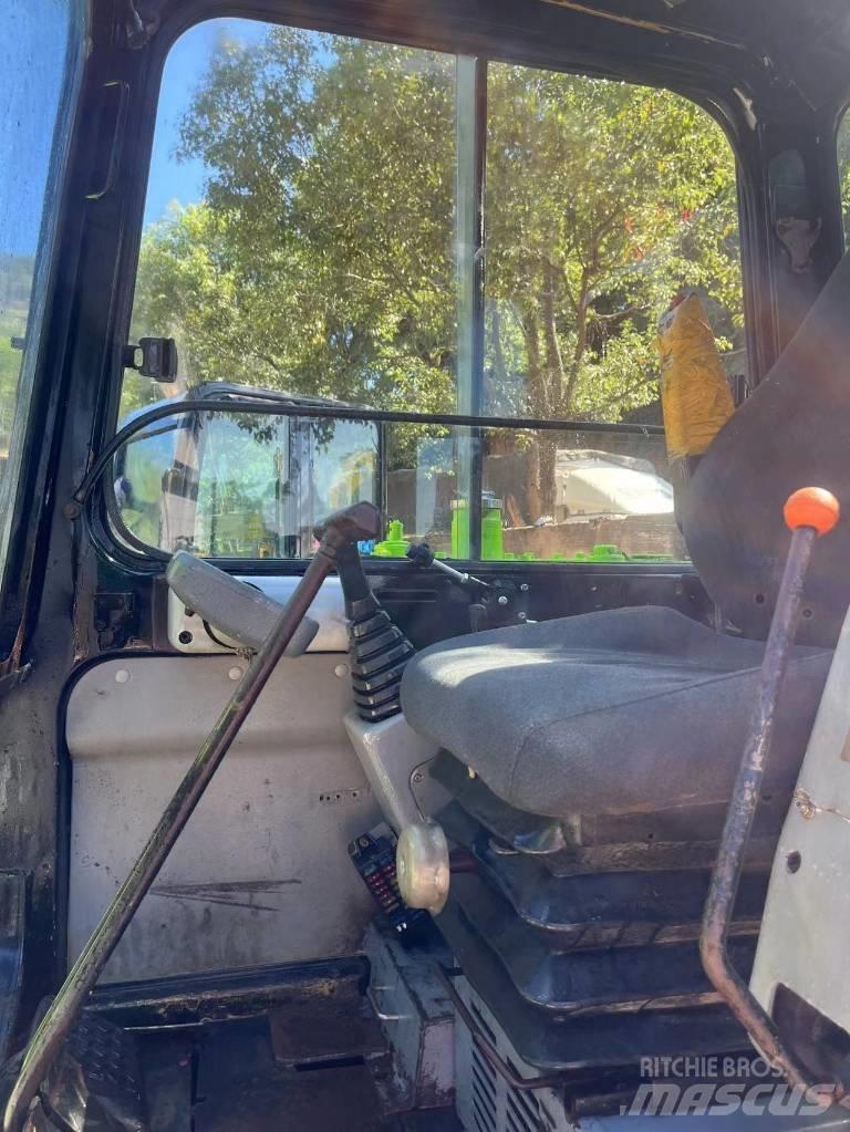 Hyundai R60-5 Escavadeiras de esteiras