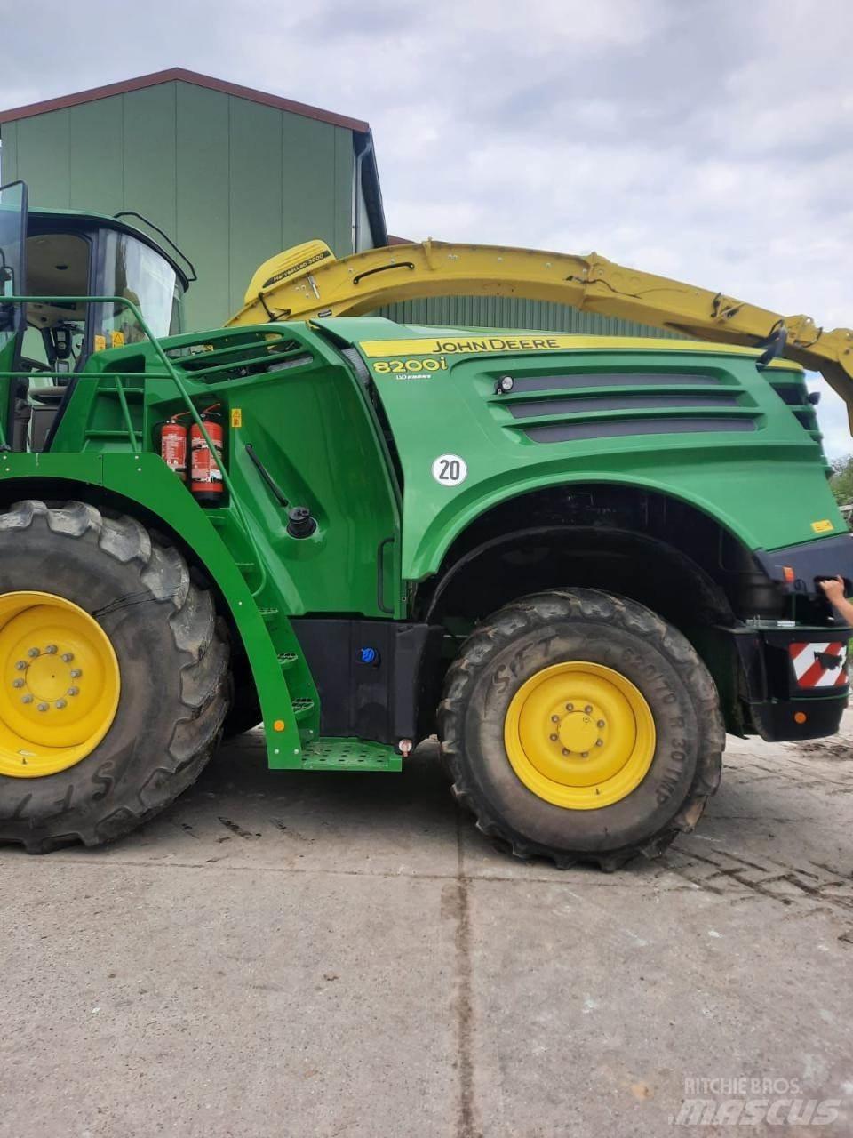 John Deere 8200 i Forrageiras auto-propulsionadas