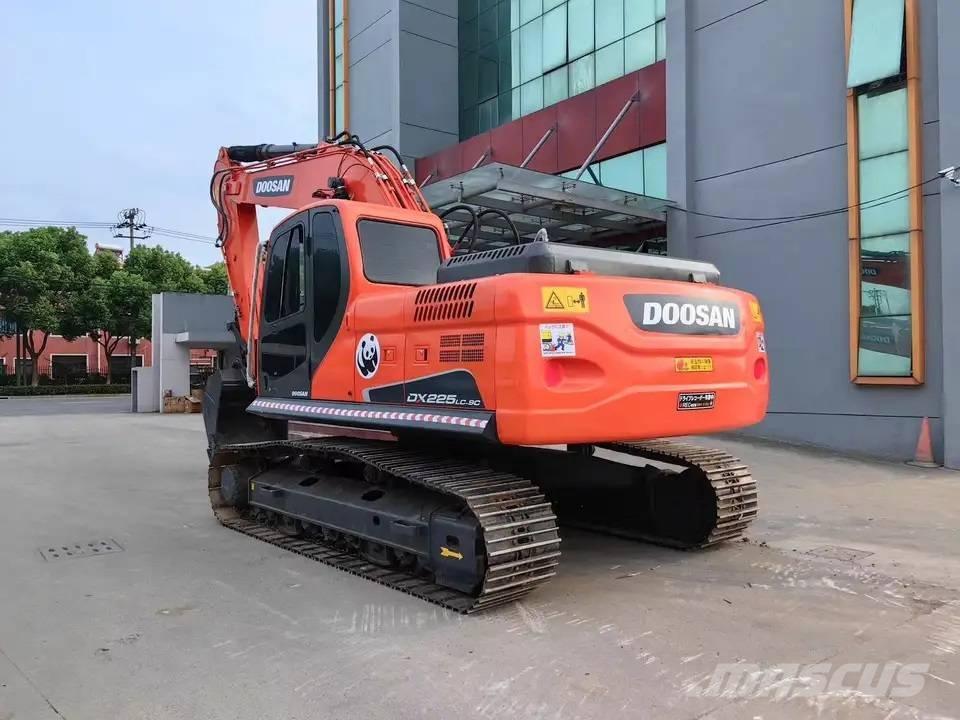 Doosan DX225LC-9C Escavadeiras de esteiras