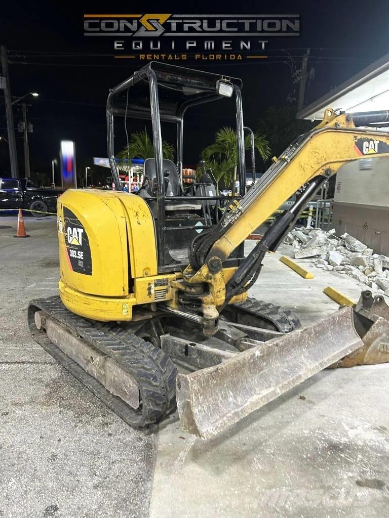 CAT 303.5 E CR Miniescavadeiras