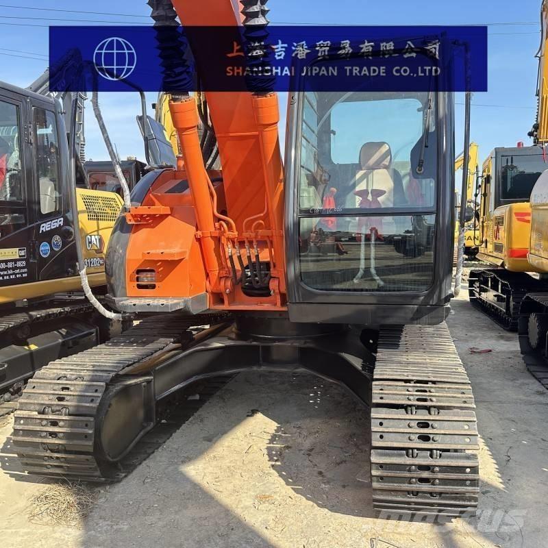 Hitachi ZX 135 US Escavadeiras de esteiras