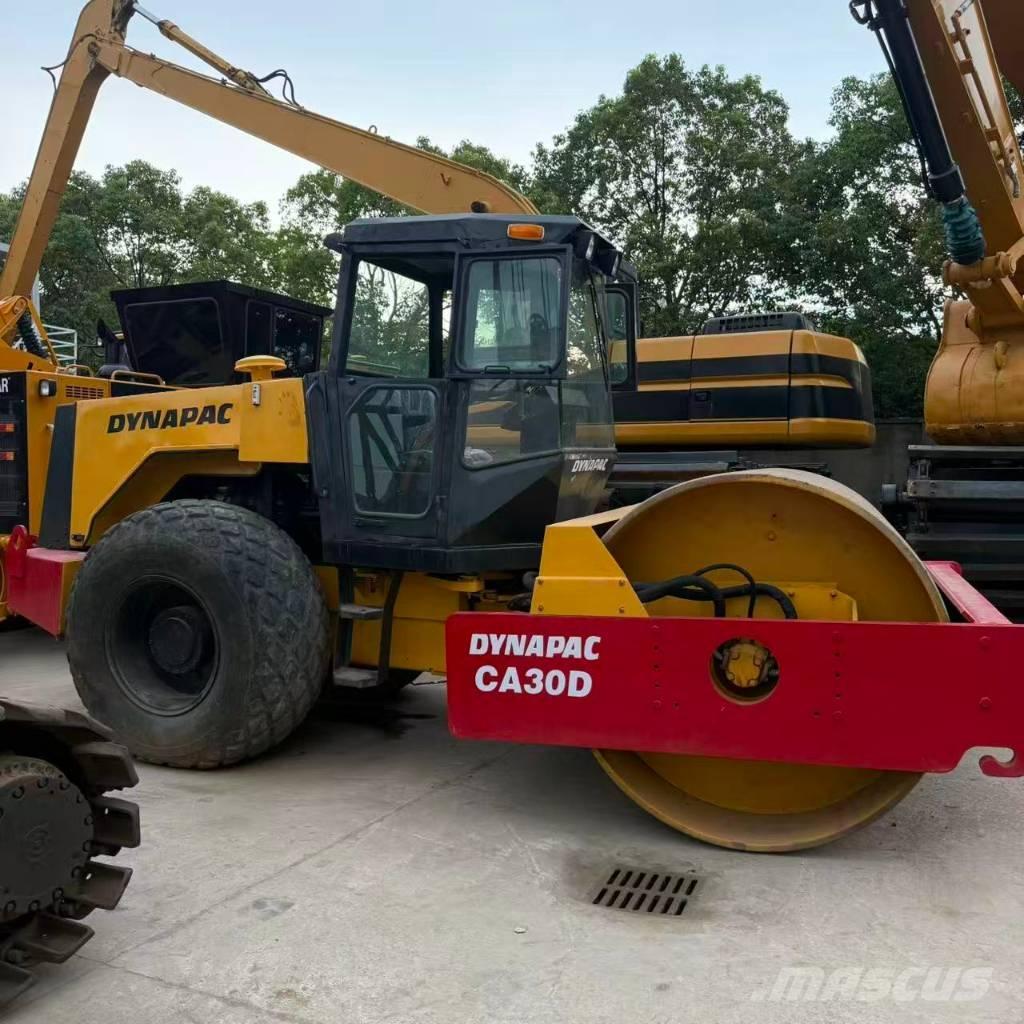 Dynapac CA 30 D Cilindros Compactadores monocilíndricos