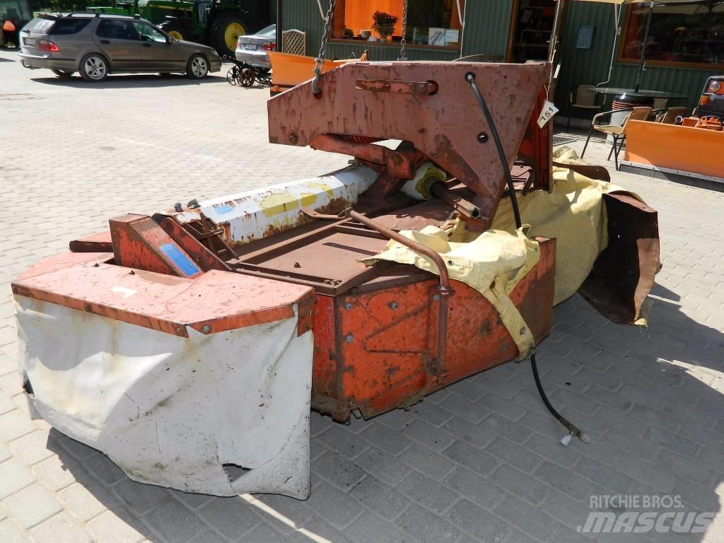 Kuhn 700F Gadanheiras