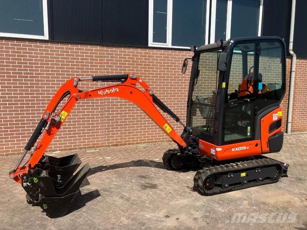 Kubota KX019 4 Miniescavadeiras
