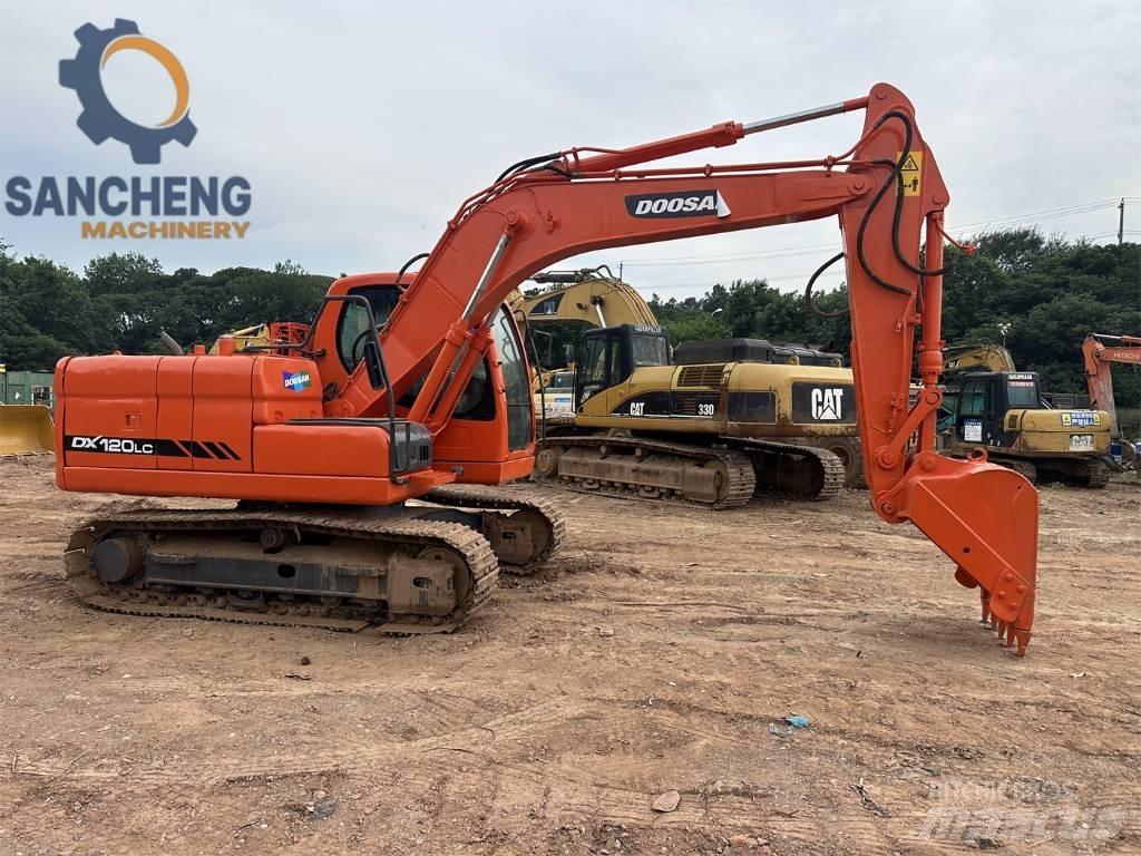 Doosan DX 120 Escavadoras Midi 7t - 12t