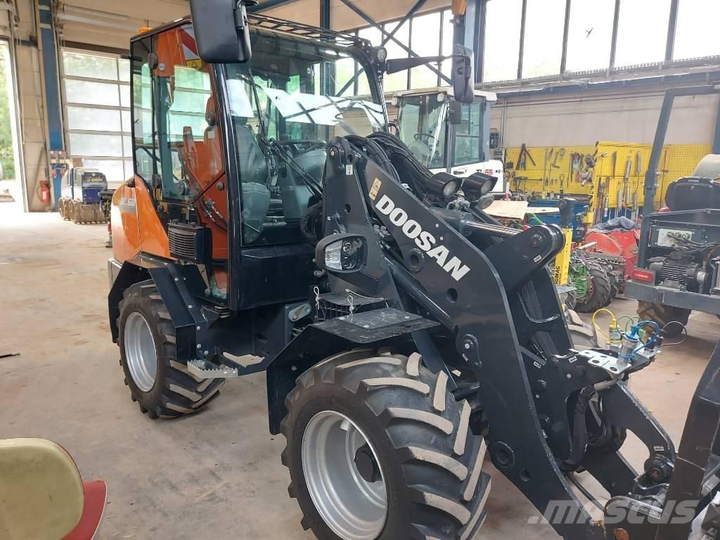 Develon DL 60-7 Carregadeiras de rodas