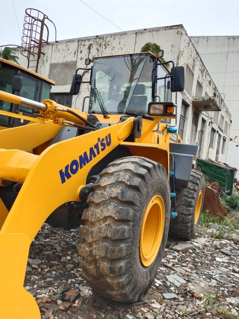 Komatsu WA 320 Carregadeiras de rodas