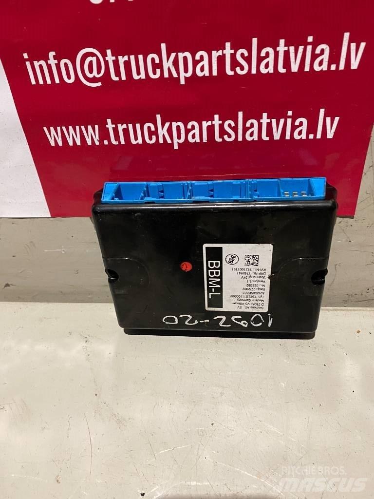 DAF XF 105.  1740941 Electrónica