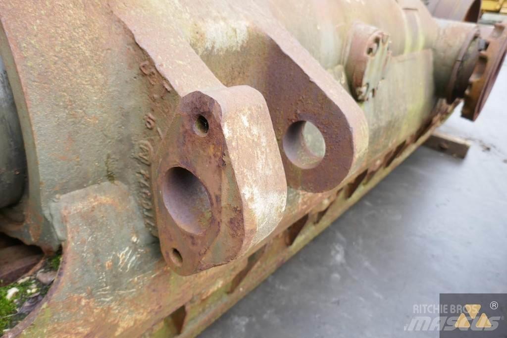 CAT 9W-0558 Chassis e suspensões