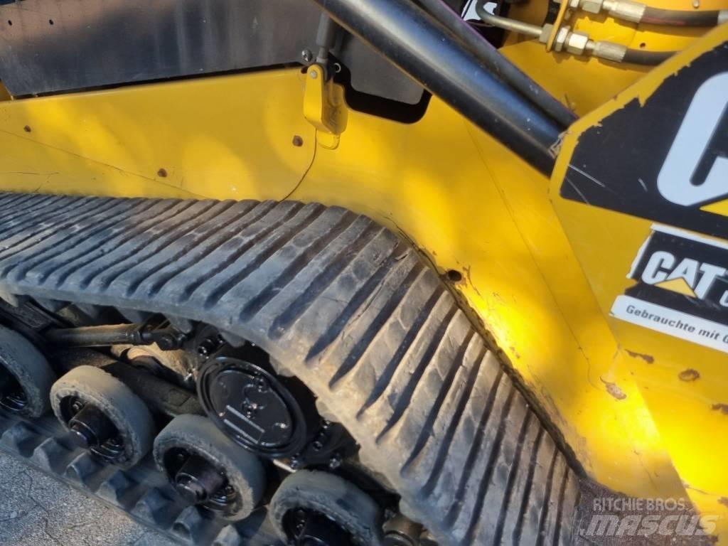 CAT 257 D Minicarregadeiras