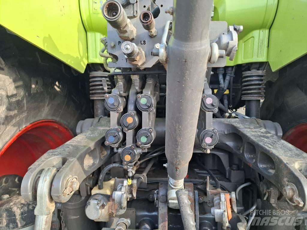 CLAAS Axion 810 Tratores Agrícolas usados