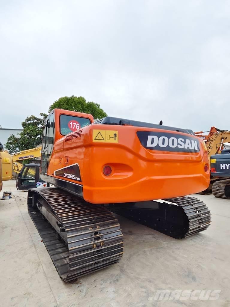 Doosan DX 225 LC-9C Escavadeiras de esteiras