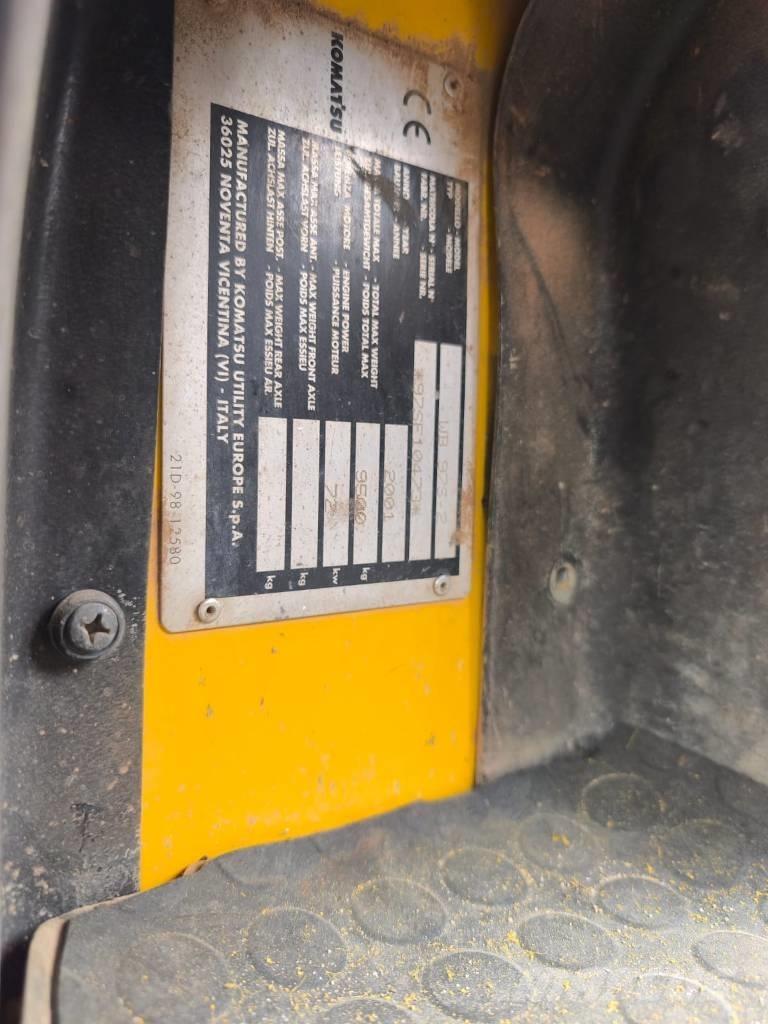 Komatsu WB 97 S-2 Retroescavadeiras