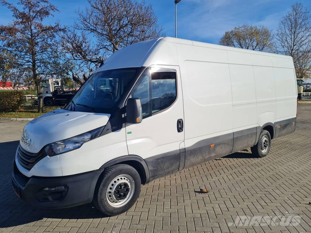 Iveco 35S16 Carrinhas de caixa fechada