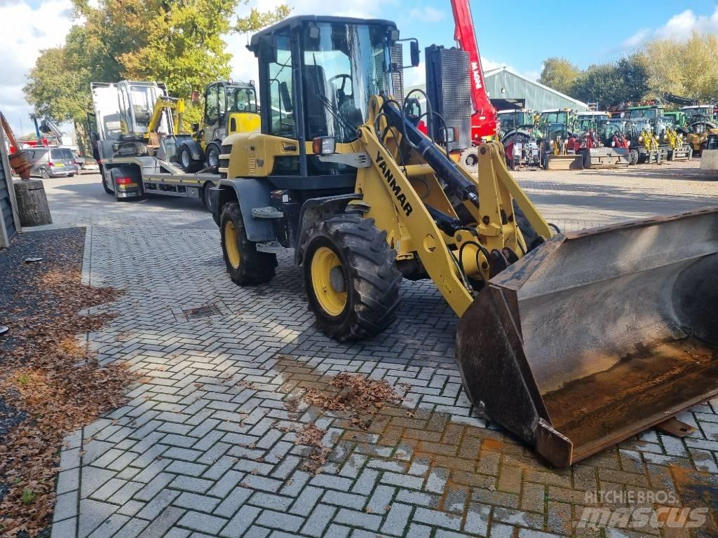 Yanmar V 120 Carregadeiras de rodas