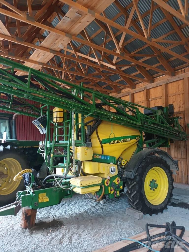 John Deere 840 Pulverizadores rebocados