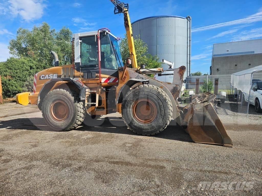 CASE 621 D Carregadeiras de rodas