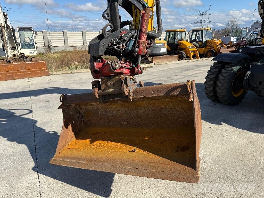 JCB Hydradig Escavadoras de rodas