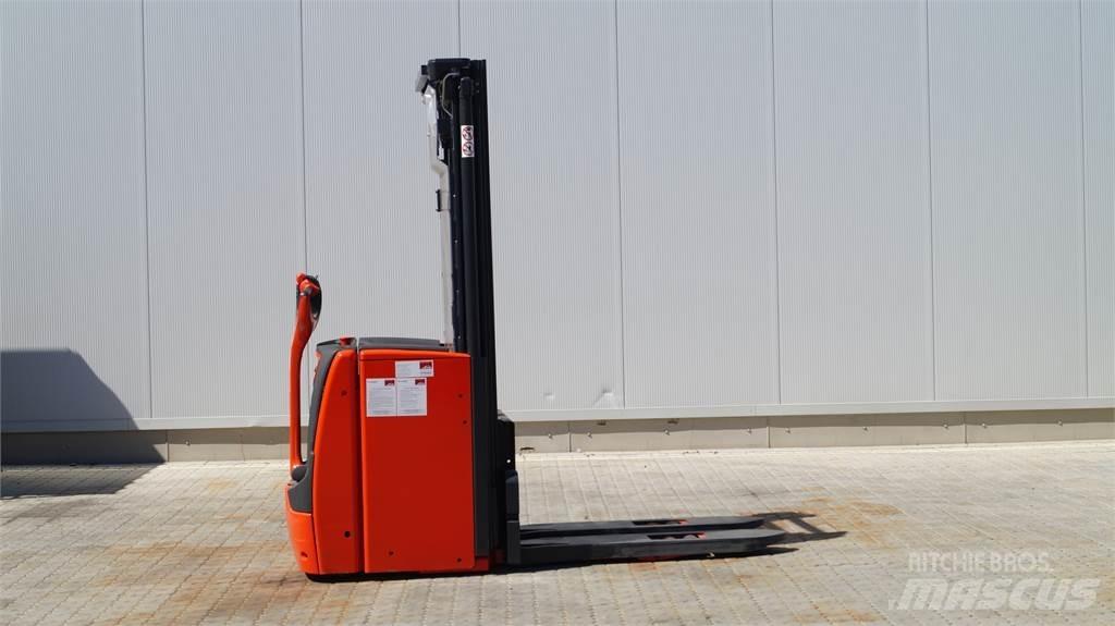 Linde L20i Empilhador para operador externo