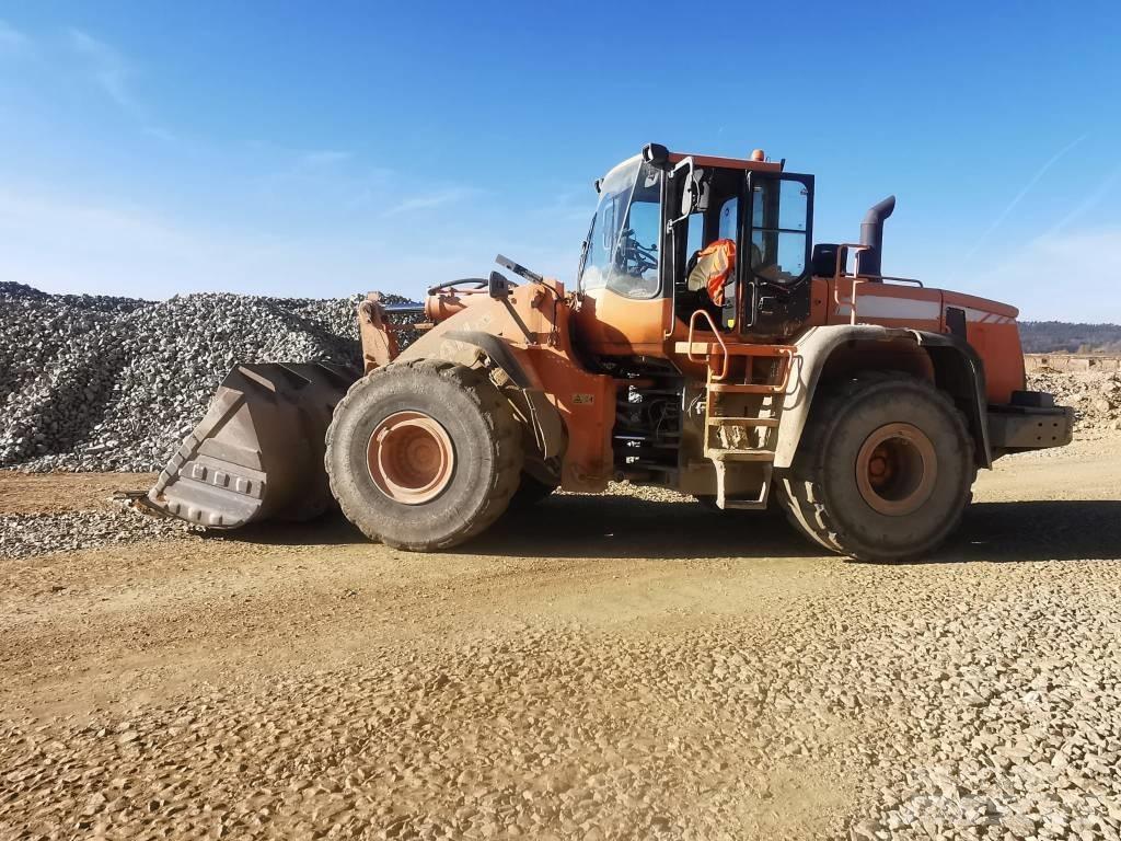 Doosan DL 400 Carregadeiras de rodas