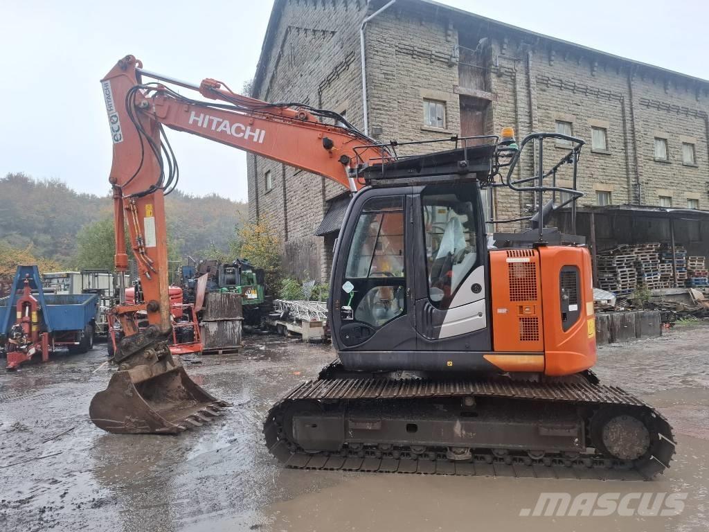 Hitachi ZX 135 US-6 Escavadeiras de esteiras