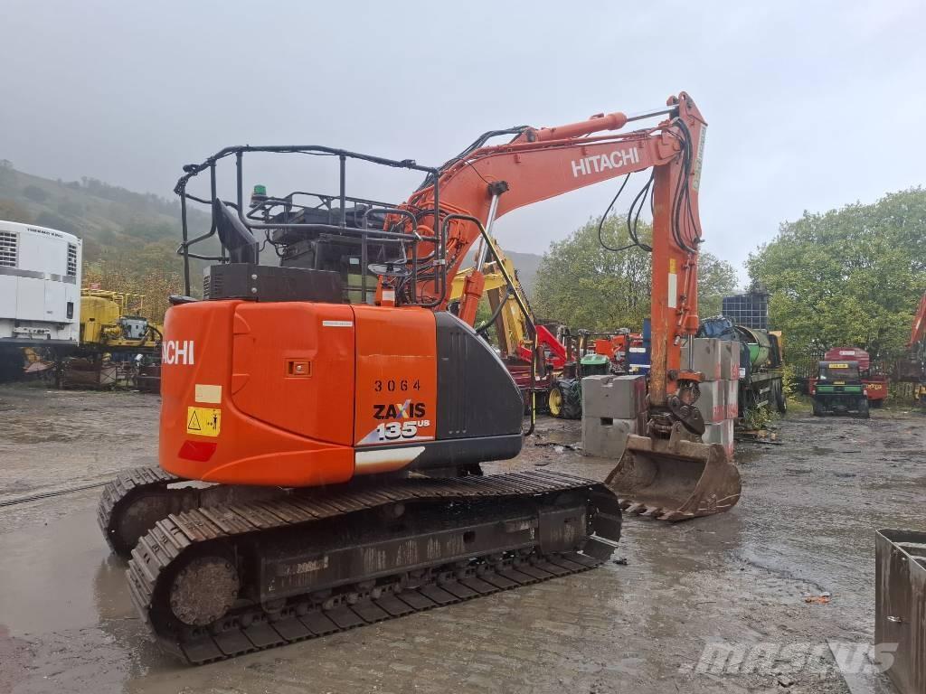 Hitachi ZX 135 US-6 Escavadeiras de esteiras