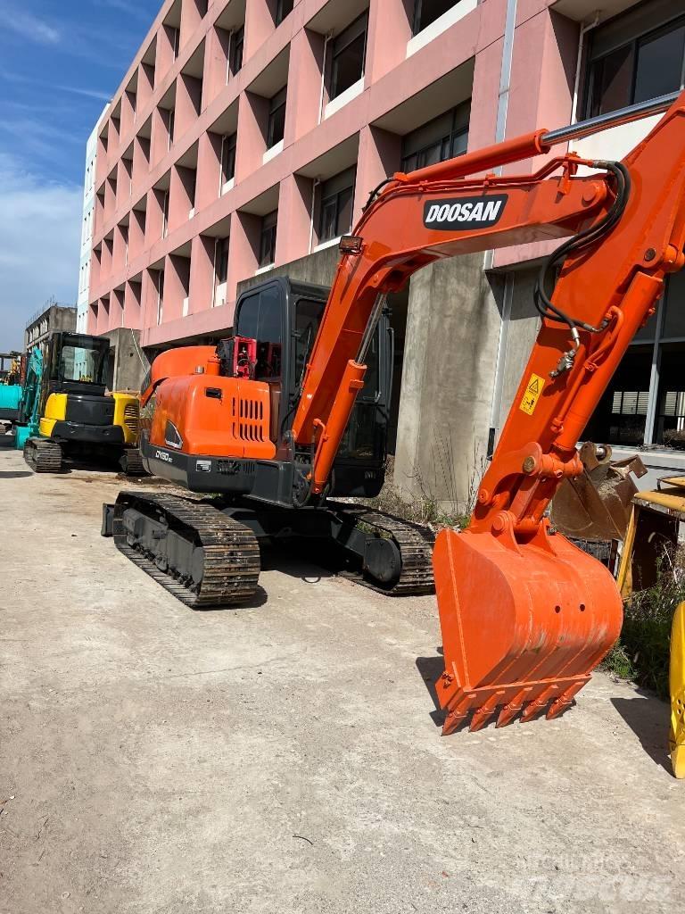 Doosan DX60 Miniescavadeiras