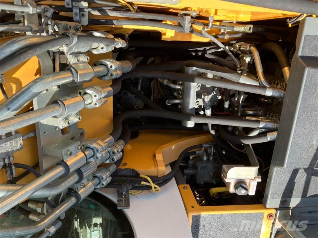 Liebherr R926 Escavadeiras de esteiras