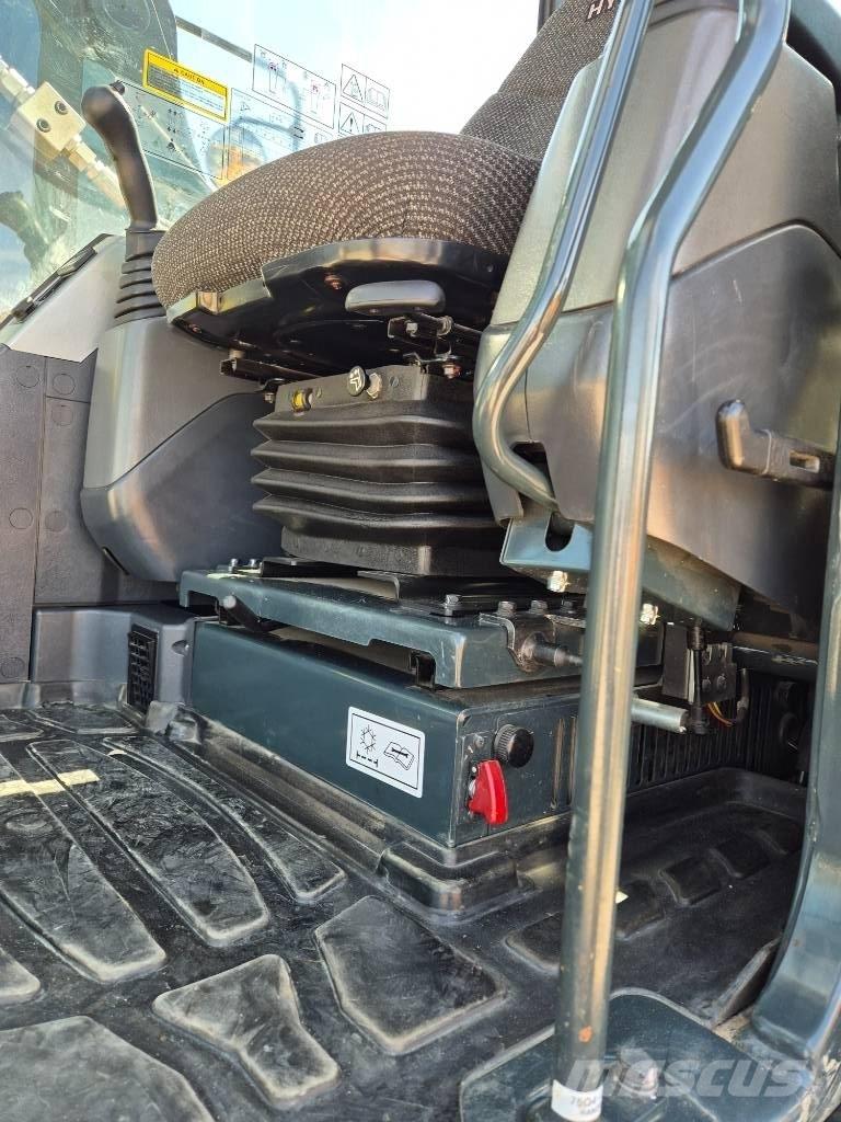 Hyundai HX 235 ALCR Escavadeiras de esteiras