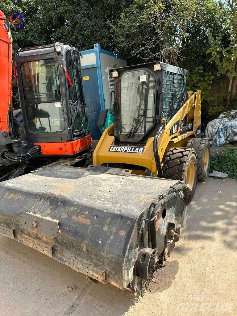 CAT 226 B Minicarregadeiras