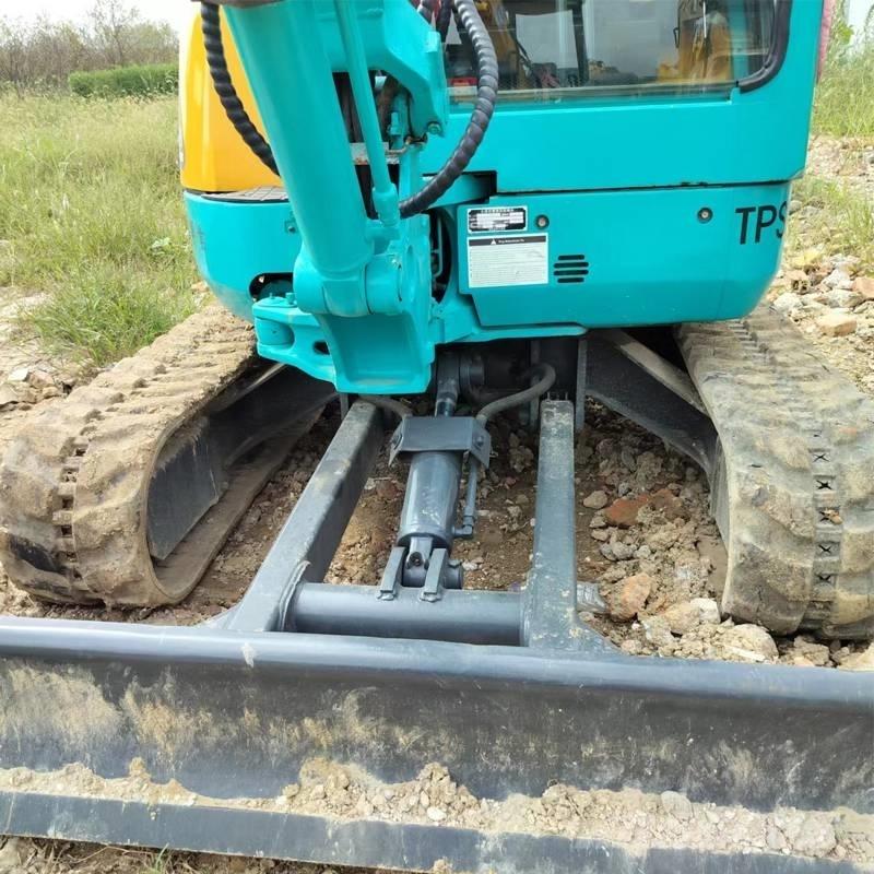 Kubota KX 135 Miniescavadeiras