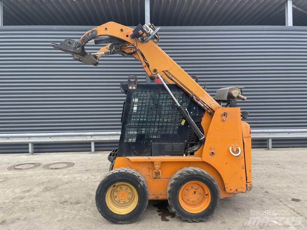 CAT 226B Rechegadores