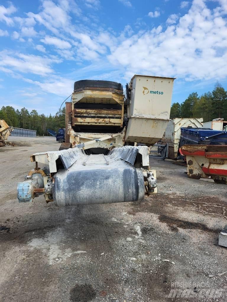 Metso LT 300 GPB Britadores móveis