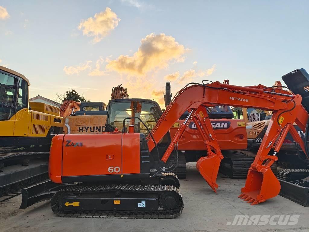 Hitachi ZX 60 Miniescavadeiras