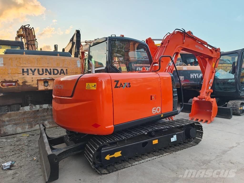 Hitachi ZX 60 Miniescavadeiras