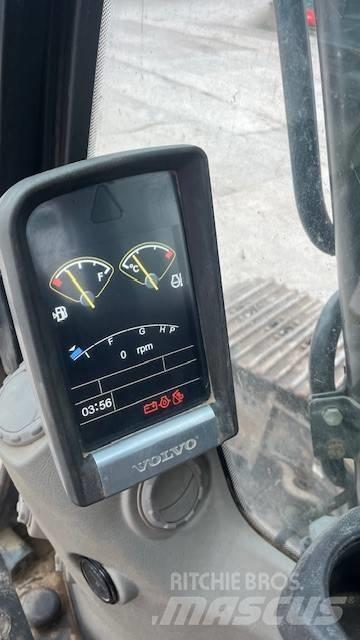 Volvo EC 220 DL Escavadeiras de esteiras
